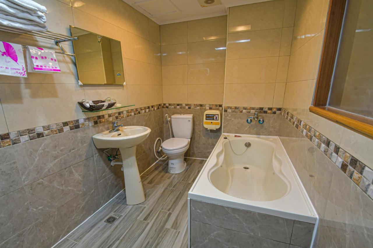 Jinsa Lakeside View Resort Jinsha Extérieur photo